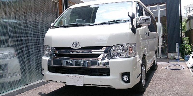 0系ハイエース ワイド ジーゾックス ガラスコーティング 新車施工 埼玉県川口市の板金塗装 オールペンならワイズオートデザイン
