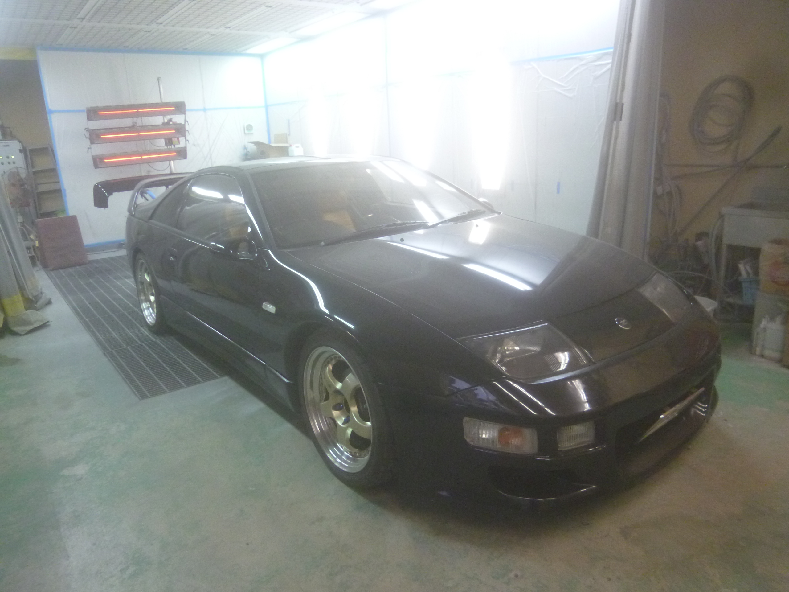 フェアレディz32 オールペン 全塗装 インプレッサwrブルー 下処理編 埼玉県川口市の板金塗装 オールペンならワイズオートデザイン フェアレディz32 オールペン 全塗装 インプレッサwrブルー 下処理編 埼玉県川口市の板金塗装 オールペンならワイズオートデザイン