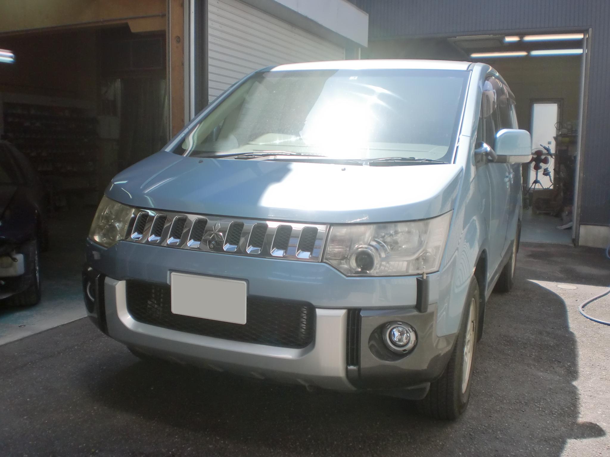 三菱 デリカd 5 ｄ５ オールペン オールペイント 全塗装 ４ｖ６ベージュ 下処理編 埼玉県川口市の板金塗装 オールペンならワイズオートデザイン